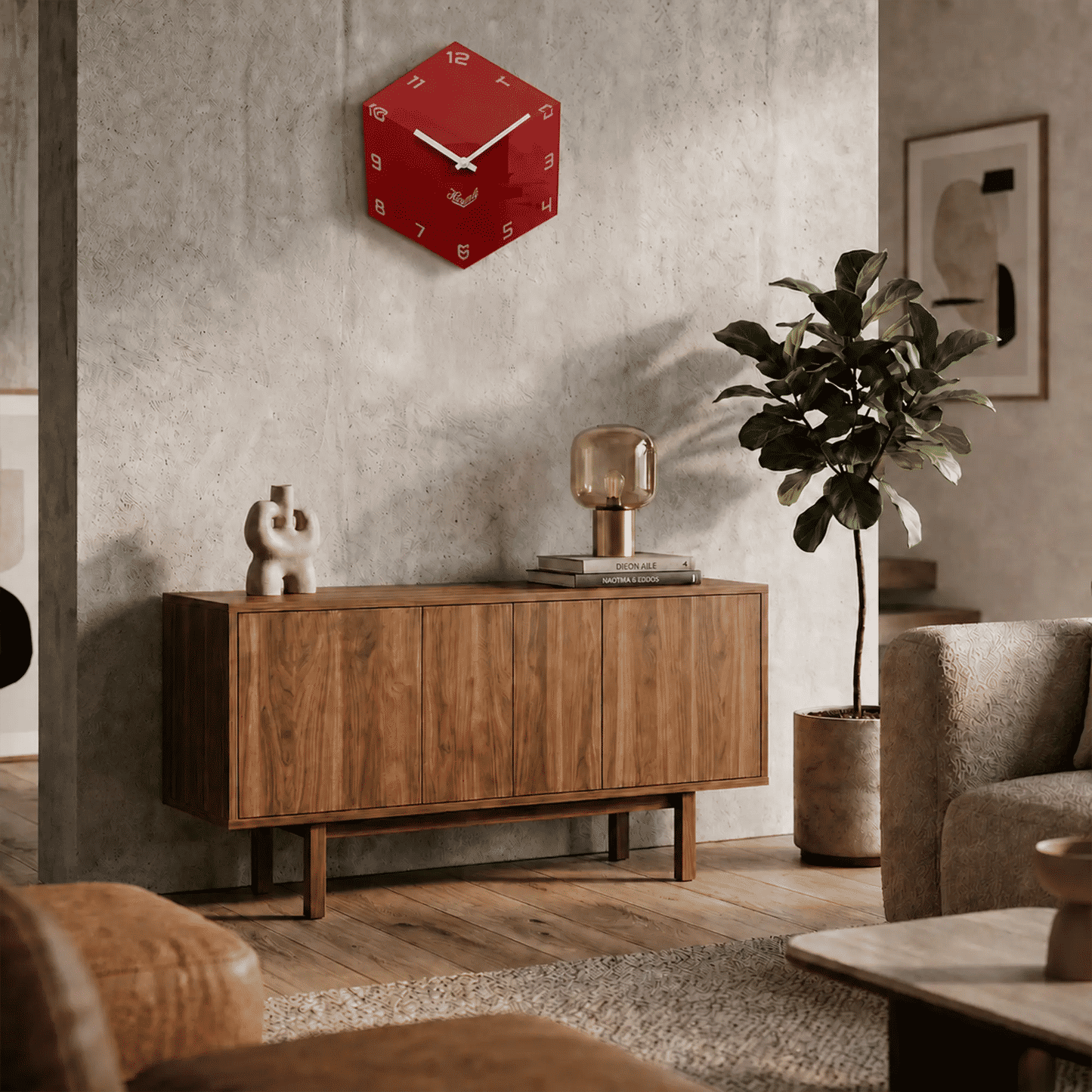 Reloj de pared rojo en caja cúbica de acrílico con manecillas blancas y logo Hermle
