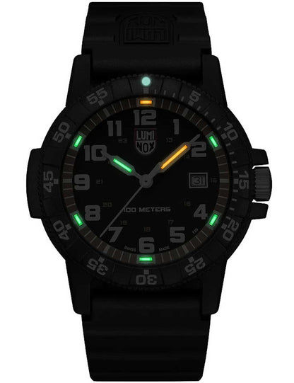 Luminox Leatherback Sea Turtle Giant XS.0325 Herrenuhr Schwarz • CARBONOX™-Gehäuse • Luminox Light Technology, Bild 2