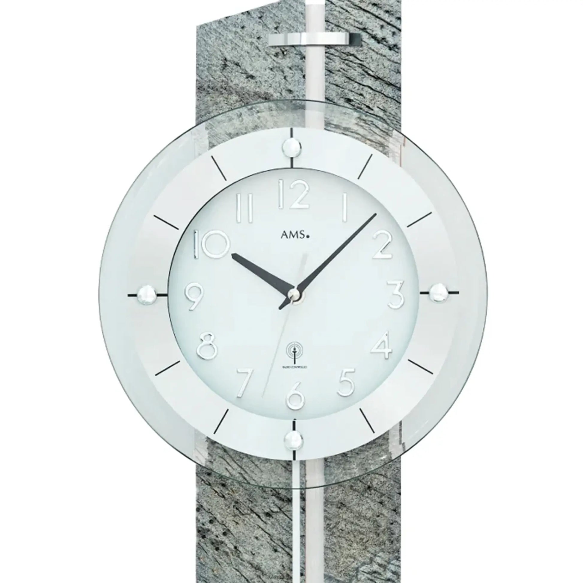Wanduhr-Ziffernblatt mit großen Zahlen, AMS-Logo, Zeigern und Glasfront