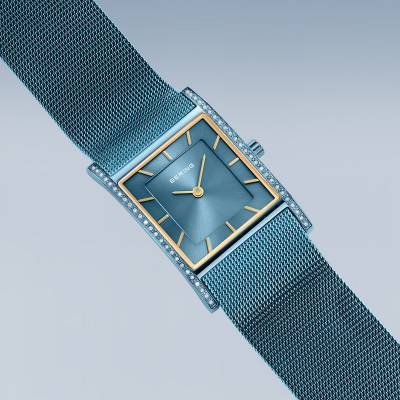 Bering Classic 10426-398-S Damenuhr Blau • Saphirglas • Milanaise-Armband, Bild 3