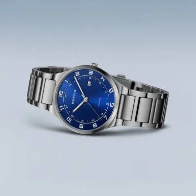 Bering Titanium 15139-707 Herrenuhr Silber • Saphirglas • 10 ATM Wasserdicht, Bild 4