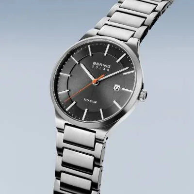 Bering Solar 15239-779 Herrenuhr Silber • Saphirglas • Titanarmband, Bild 3