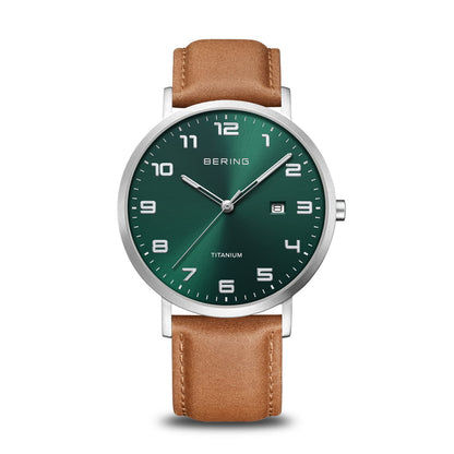 Bering Titanium 18640-568 Herrenuhr Grün • Saphirglas • Skandinavisches Design