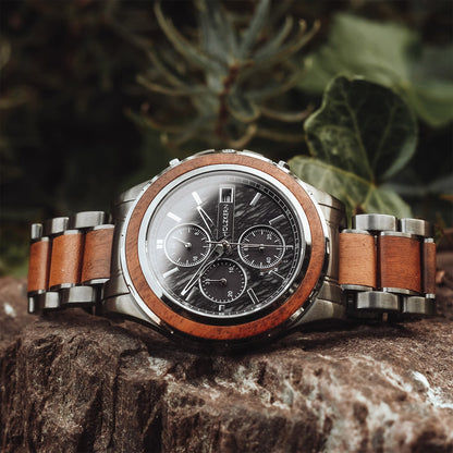 Holzkern Angkor Herrenuhr • Solar-Chronograph • Koaholz und Marmor, Bild 2