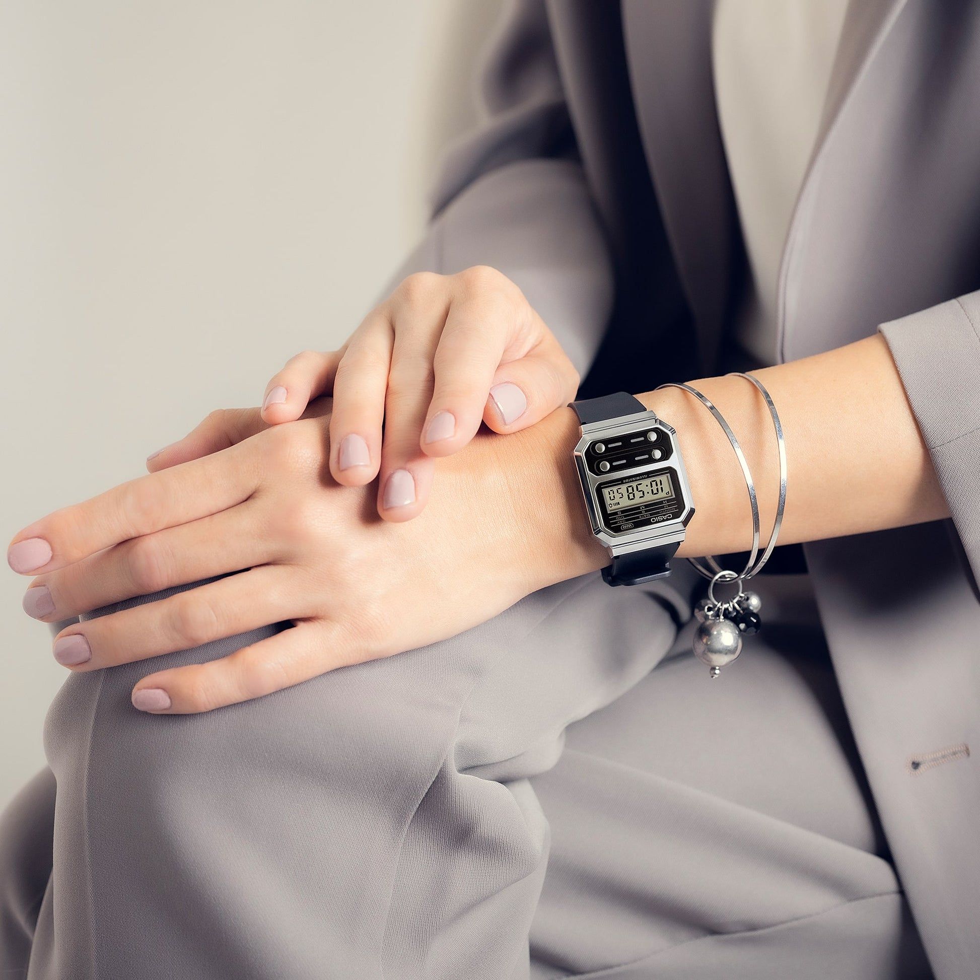 Casio A100WEF-1AEF Vintage Unisex Armbanduhr Silber • Retrodesign • Stoppuhr & LED-Licht, Bild 6