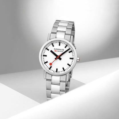 Mondaine Classic A658.30323.11SBJ Damen Armbanduhr • Saphirglas • Schweizer Quarzwerk, Bild 5