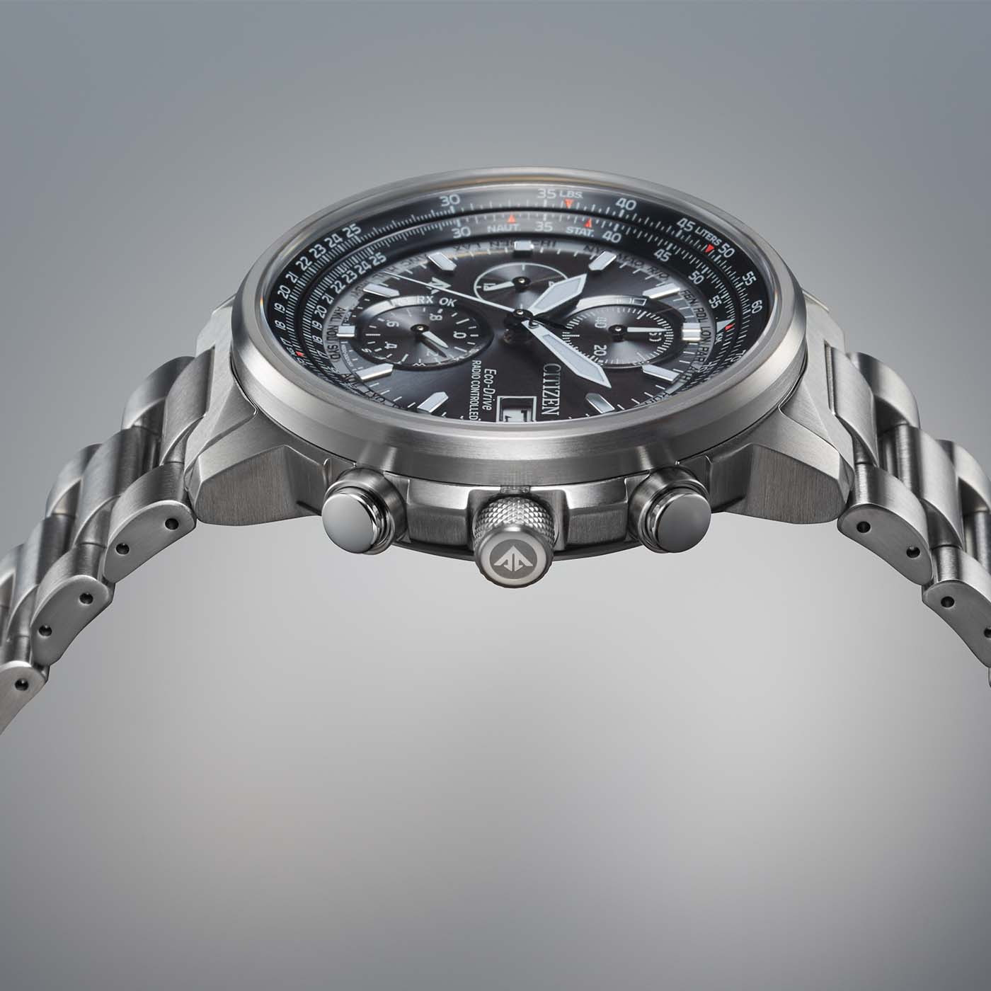 Citizen Promaster Sky AT8300-58E Herrenuhr Schwarz • Saphirglas • Funk-Eco-Drive, Bild 4