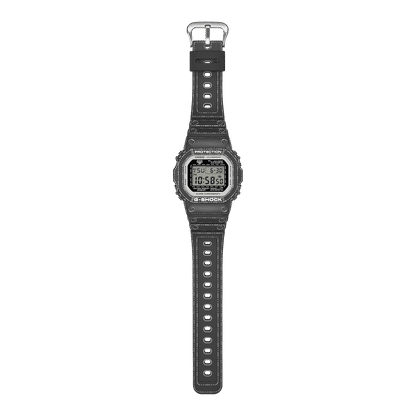 Casio G-Shock Herrenuhr mit schwarzem Silikonband, seitliche Ansicht