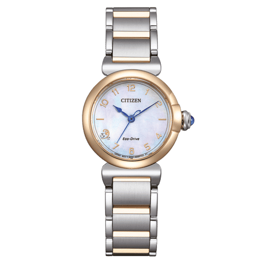 Bicolor-Damenuhr von Citizen mit hellem Zifferblatt, blauem Zeiger und Stahlarmband.