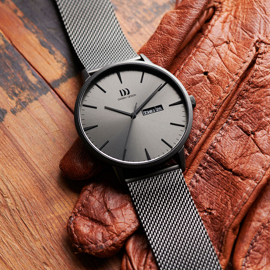 Danish Design Akilia IQ66Q1267 Herrenuhr Grau • Wochentags- und Datumsanzeige • Milanaise-Armband, Bild 2