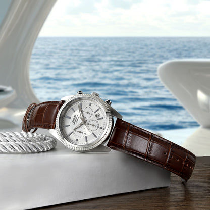 Lorus Classic RT305LX9 Herrenuhr Chronograph • Weißes Zifferblatt • Dunkles Lederband, Bild 2