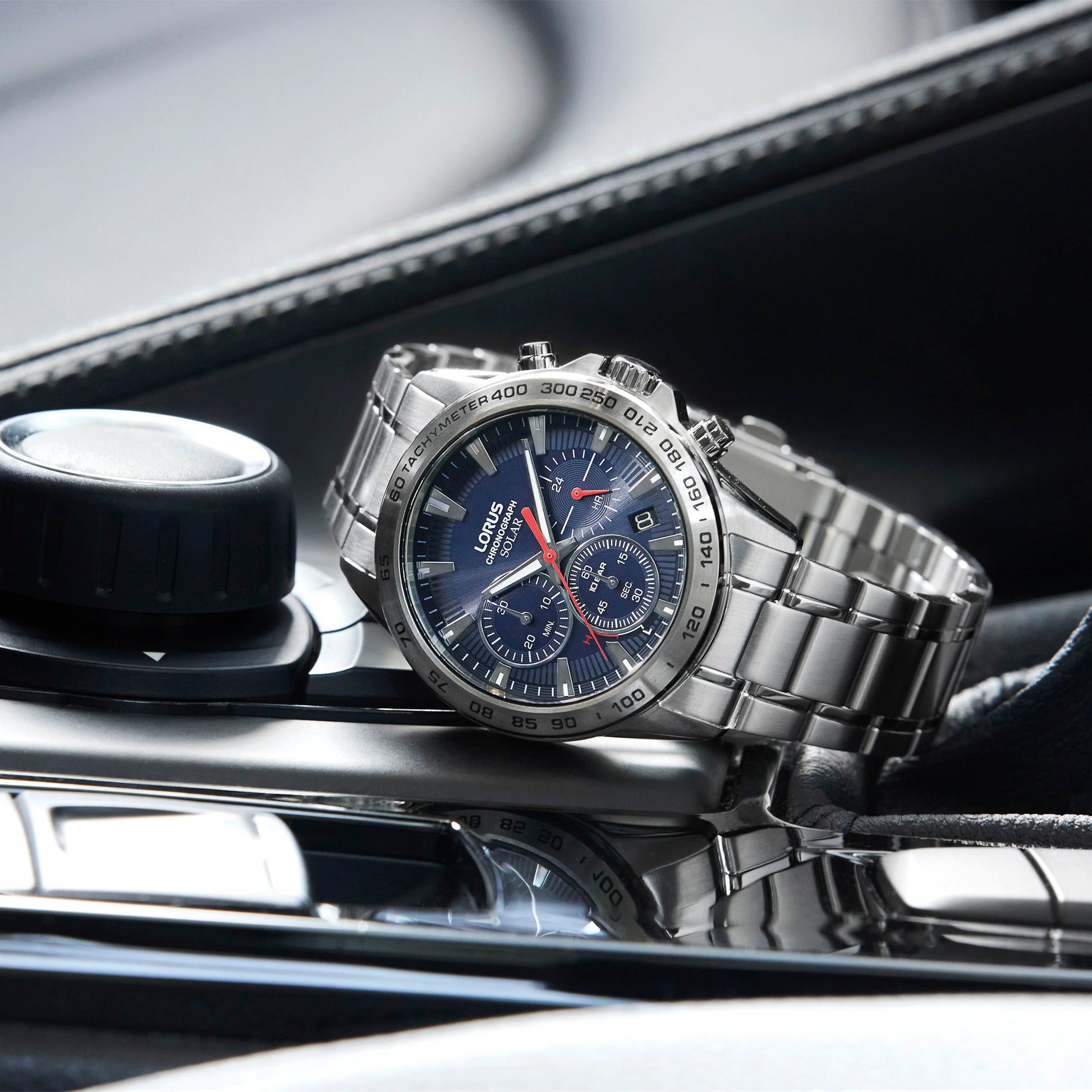 Lorus Sports RZ503AX9 Herrenuhr Chronograph • Solarwerk • Mineralglas, Bild 2