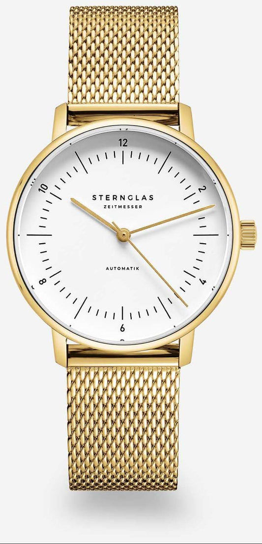 alt
Naos XS watch in white and gold with a gold Milanese strap, size 16, front view, gray background