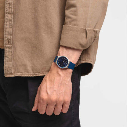 Swatch New Skin Irony SS07S102 Skinnavy Armbanduhr Dunkelblau • Ultradünn • Swatch Glow Zeiger, Bild 8