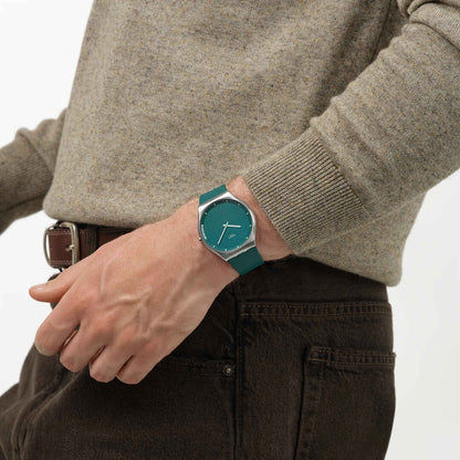 Swatch New Skin Irony SS07S155 Pondering Patterns Armbanduhr Dunkelgrün • Leuchtzifferblatt • Gebürstetes Edelstahlgehäuse
