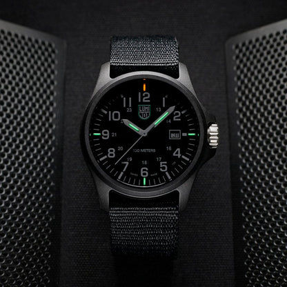 Luminox Moon Valley X2.2401.NB Herren Armbanduhr Schwarz • CARBONOX-Gehäuse • Luminox Light Technology, Bild 3