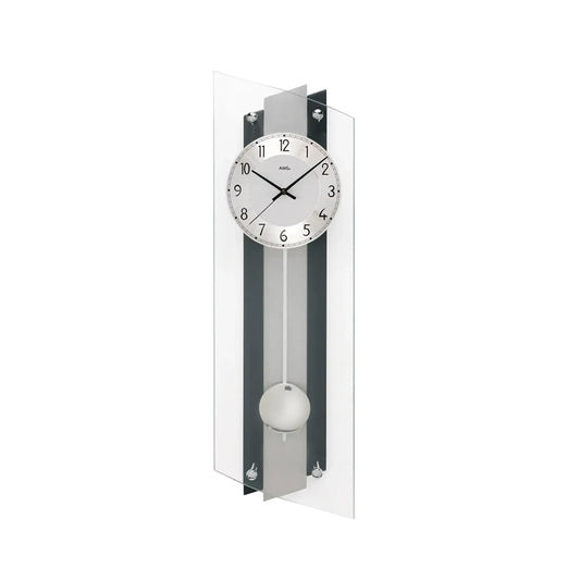 Wanduhr mit Pendelwerk und Mineralglasrahmen, rundes Zifferblatt mit Zeigern
