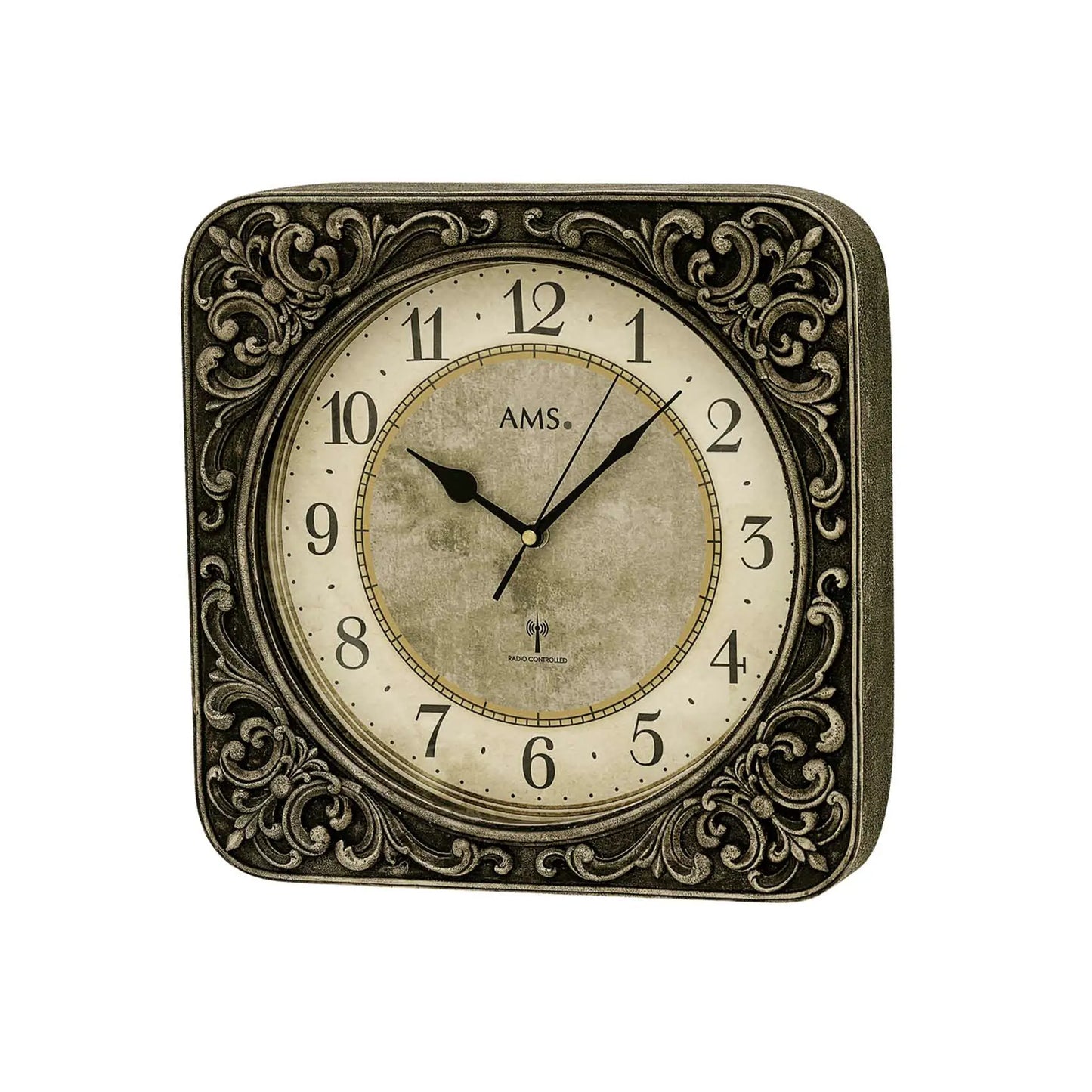 Funk-Wanduhr mit goldschwarzer Verzierung, rundem Ziffernblatt und schwarzen Zeigern (AMS)