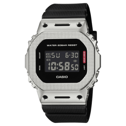 Casio G-Shock GM-5600M-1ER Herrenuhr • Metalllünette aus Edelstahl • Stoßfest & 20 bar wasserdicht