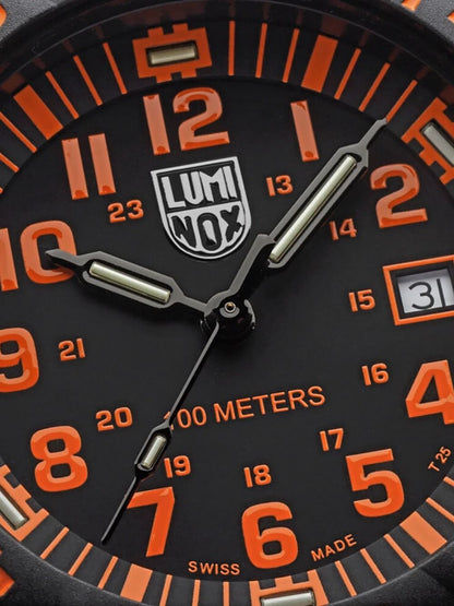 Luminox Sea Lion X2.2059.2 Herren Armbanduhr Schwarz • Schweizer Quarzwerk • CARBONOX-Gehäuse, Bild 2