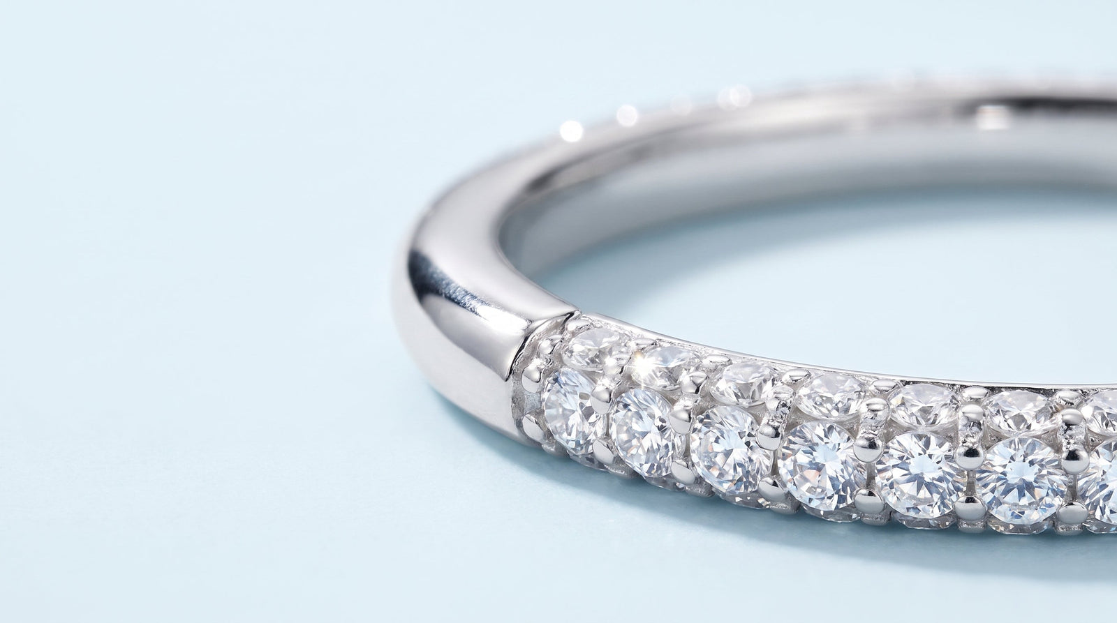 Schmuck aus 925er Silber: Materialwissen und Pflegetipps