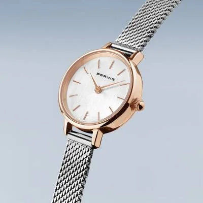 Bering Classic 11022-064 Damenuhr Roségold • Saphirglas • Milanaise-Armband, Bild 2