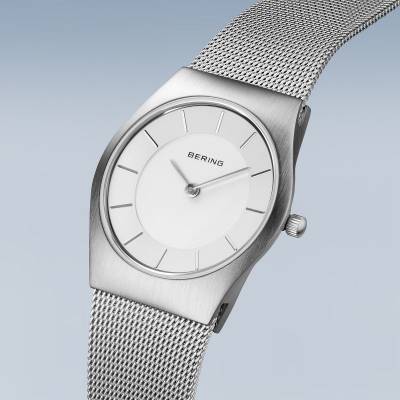 Bering Classic 11930-001 Damenuhr • Saphirglas • Milanaise-Armband, Bild 2
