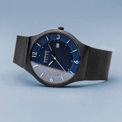 Bering Solar Classic 14440-227 Herrenuhr Schwarz-Blau • Saphirglas • Solarantrieb, Bild 4