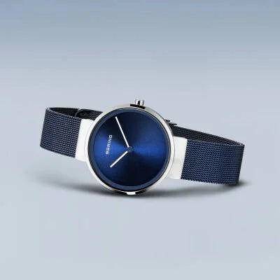 Bering Classic 14531-307 Damen Armbanduhr Blau • Saphirglas • Milanaise-Armband, Bild 4