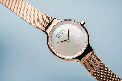 Bering Max René 15527-364 Damenuhr Roségold • Saphirglas • Milanaise-Armband, Bild 3