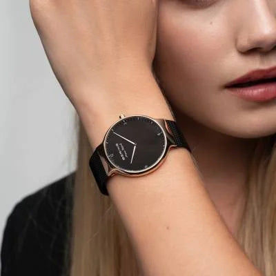 Bering Max René 15540-262 Herrenuhr Roségold • Saphirglas • Milanaise-Armband, Bild 5