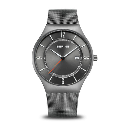 Bering Classic 15940-377 Herrenuhr Grau • Saphirglas • Milanaise-Armband