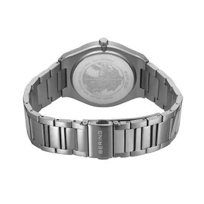 Bering Classic 17639-777 Herrenuhr Grau • Saphirglas • Quarzwerk, Bild 7