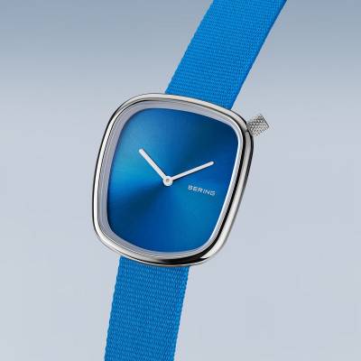 Bering Pebble 18034-308 Damenuhr Blau • Saphirglas • Slim-Design 6 mm, Bild 2