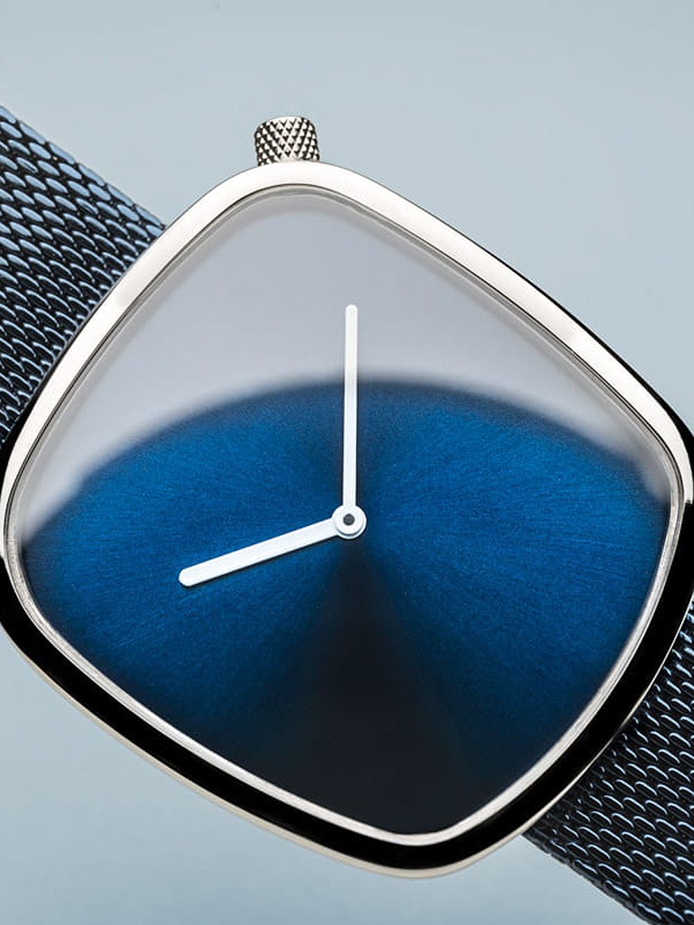 Bering Pebble 18040-307 Unisex Armbanduhr Blau • Saphirglas • Edelstahl-Meshband, Bild 2