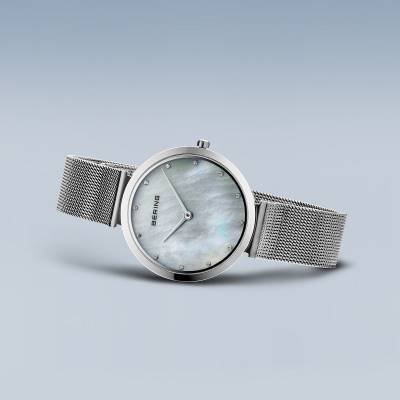 Bering Classic 18132-004 Damen Armbanduhr Silber • Saphirglas • Milanaise-Armband, Bild 4