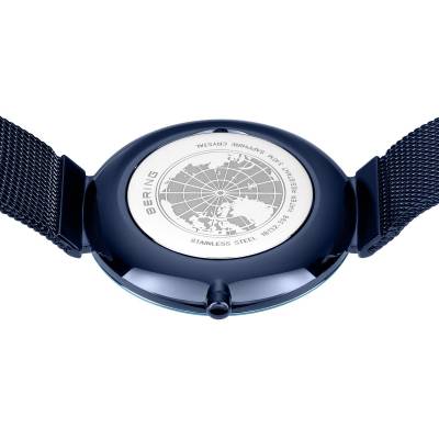 Bering Classic 18132-398 Damenuhr Blau • Saphirglas • Milanaise-Armband, Bild 6
