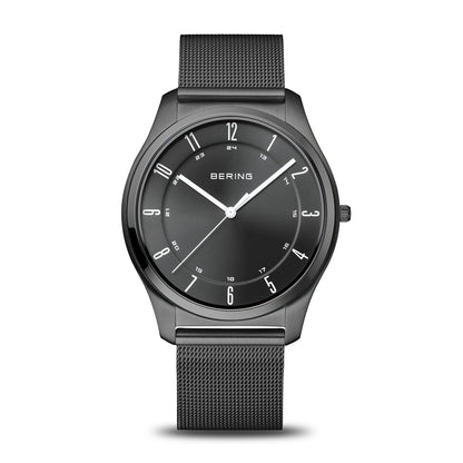 Bering Ultra Slim 18340-222 Herrenuhr Schwarz • Saphirglas • Milanaise-Armband
