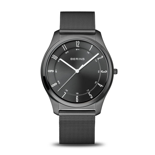 Bering Ultra Slim Herrenuhr in Schwarz mit Milanaise-Armband und schwarzem Zifferblatt
