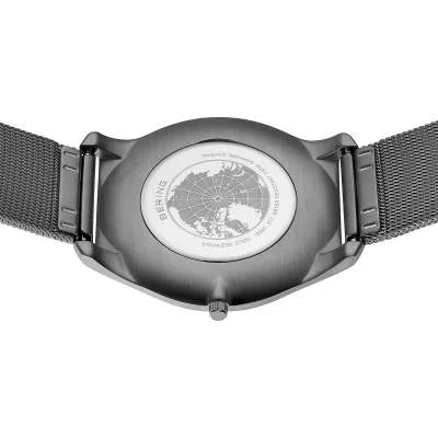 Bering Ultra Slim 18340-377 Herrenuhr Grau • Saphirglas • Milanaise-Armband, Bild 6