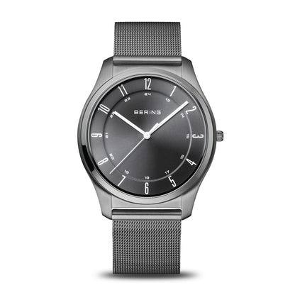 Bering Ultra Slim 18340-377 Herrenuhr Grau • Saphirglas • Milanaise-Armband