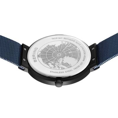 Bering Classic 19039-327 Herrenuhr Schwarz • Saphirglas • Milanaise-Armband, Bild 7