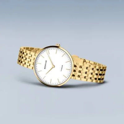 Bering Titanium 19334-334 Damenuhr Gold • Saphirglas • Titan-Gliederarmband, Bild 5