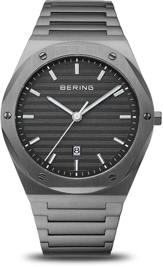 Bering Titanium 19742-777 Herrenuhr • Kratzfestes Saphirglas • Leichtes Titan