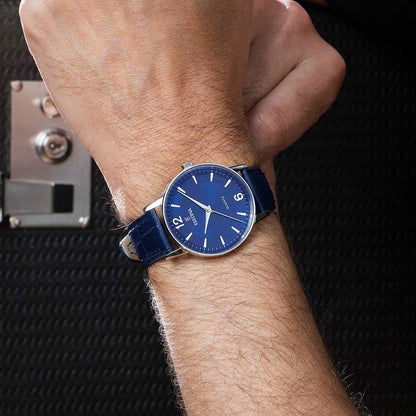 Festina Classics F20690/3 Herrenuhr • Elegantes Design • Blaues Lederband