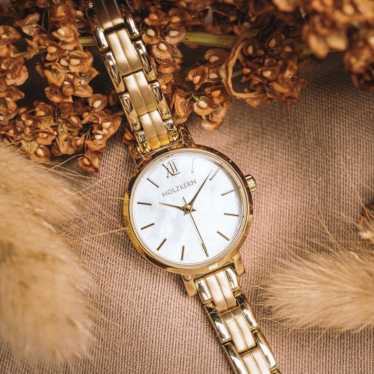 Holzkern Hanwi Damen Armbanduhr • Perlmutt-Zifferblatt • Edelstahl Gold, Bild 6