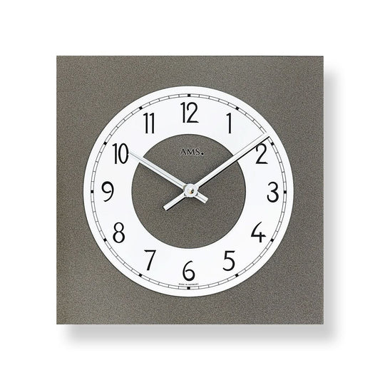 AMS Wanduhr • Zeitloses Design • Präzises Uhrwerk