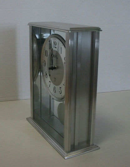 AMS Tischuhr 7x20x25 cm Metall • Funkpendeluhr • Zeitloses Design
