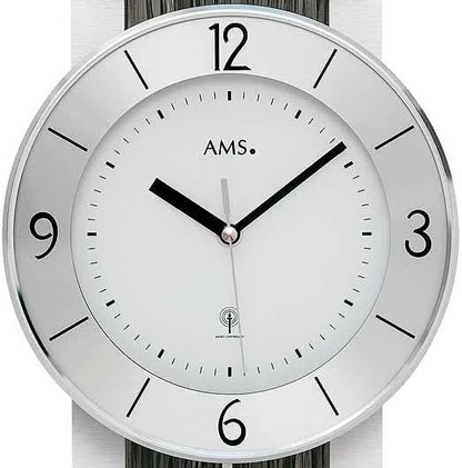 AMS Wanduhr 60x22x7 cm Holz und Aluminium • Funkgesteuert • Mit Pendel
