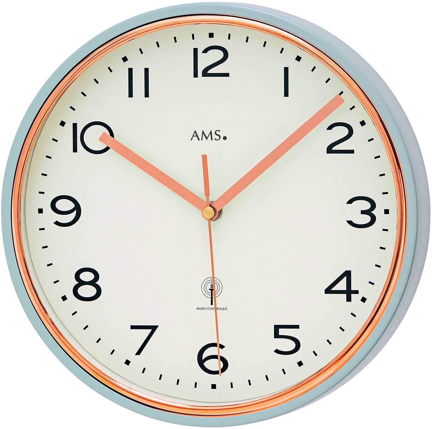 AMS Wanduhr 25x25x5 cm Metall • Funkgesteuert • Präzises UTS Uhrwerk